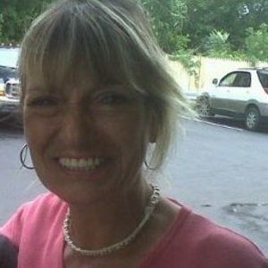 Meet your Posher, Deborah